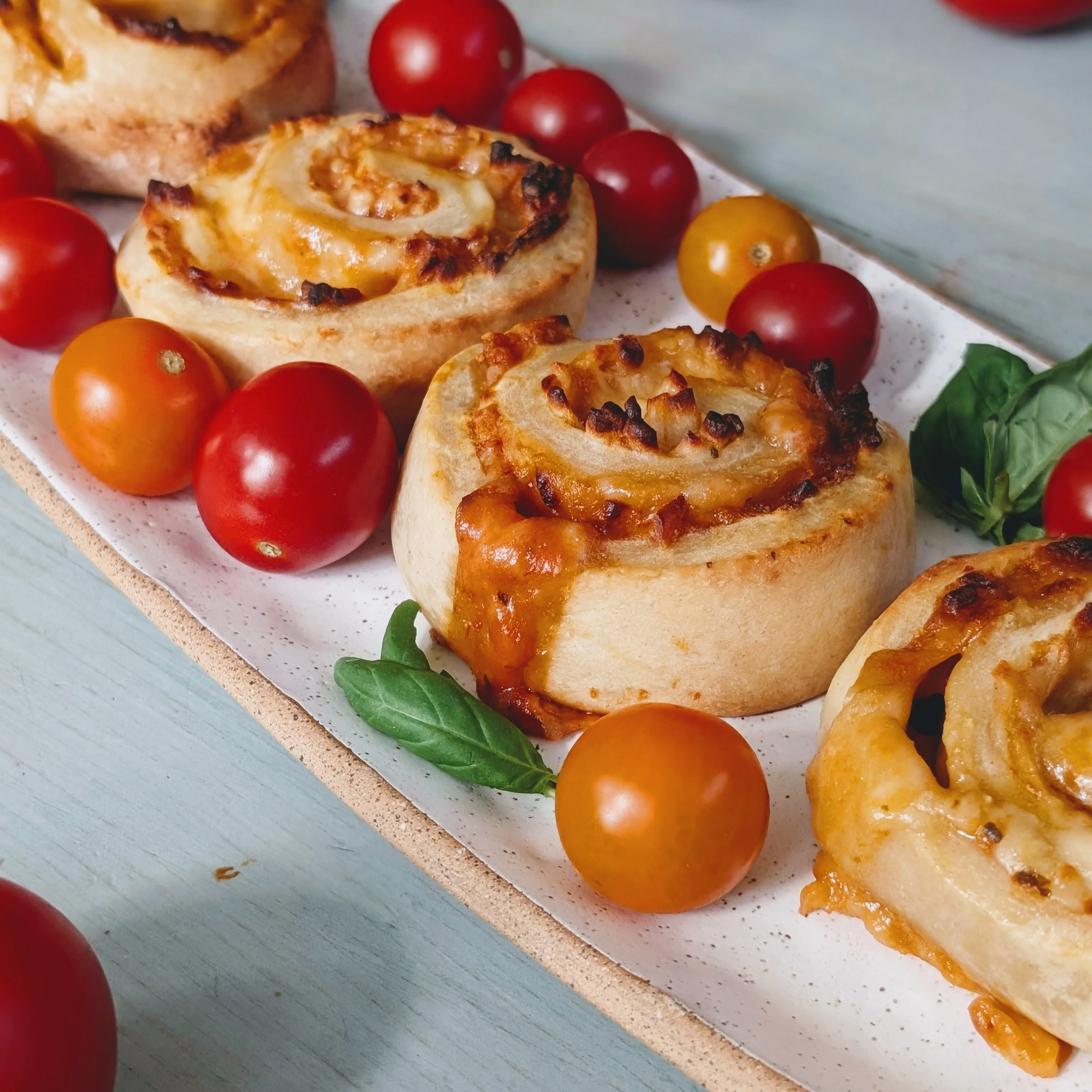 Cheese Pizza Buns (4-pack)